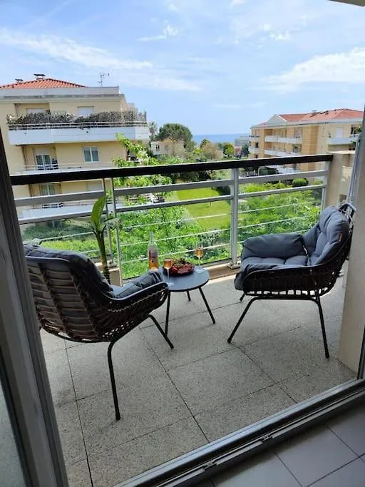 Bright & Calm Sea-View Apartment Antibes