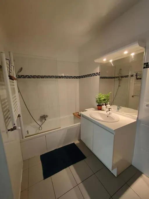 Bright & Calm Sea-View Apartment Antibes France